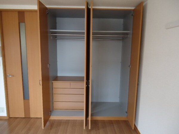 収納(クローゼット)