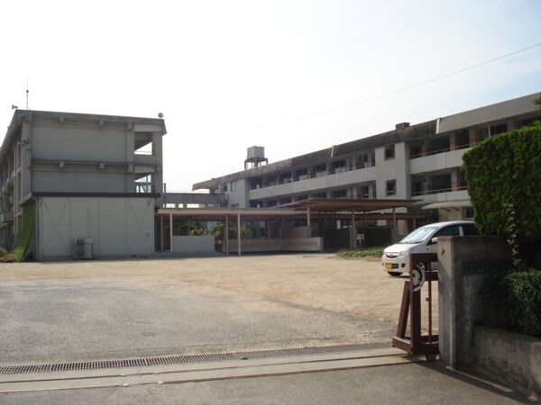 周辺環境(倉敷市立万寿東小学校まで842ｍ)