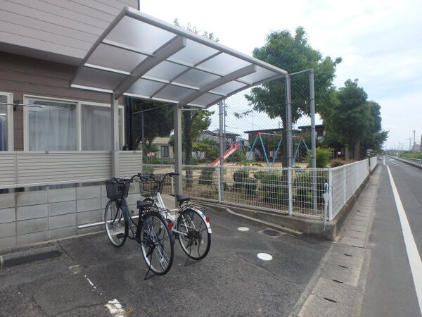 建物設備(中庄　サニーコート中庄　1LDK　駐輪場)