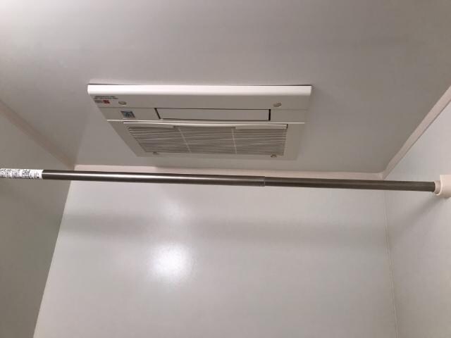 物件内観写真14　(浴室乾燥機)