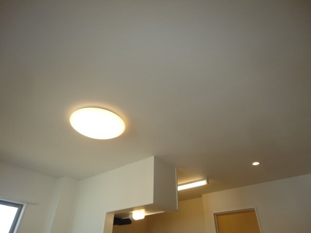 物件内観写真22　(照明器具)