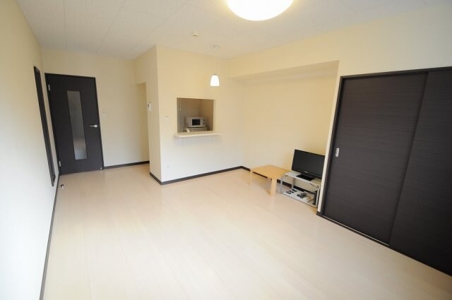 物件内観写真4　(備品や設備仕様は号室等により異なります現地をご確認ください。)