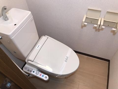 物件内観写真13　(トイレ)