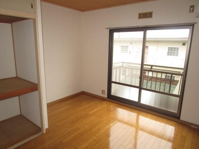 物件内観写真7　(リビング)