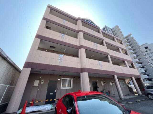 物件外観写真1　(外観写真（昼）)