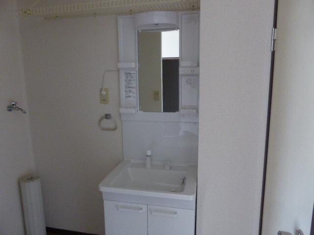物件内観写真6　(洗面所)