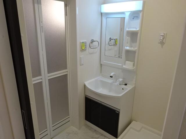 物件内観写真16　(洗髪洗面化粧台)