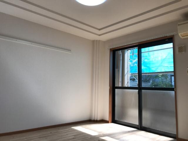 物件内観写真12　(寝室)