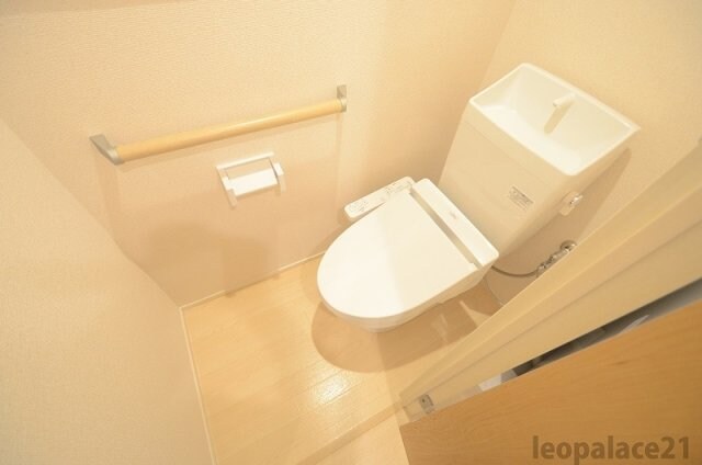 物件内観写真8　(備品や設備仕様は号室等により異なります現地をご確認下さい。)