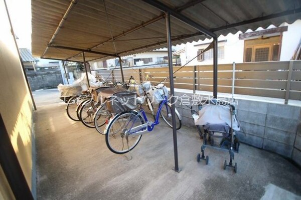 建物設備(駐輪場)