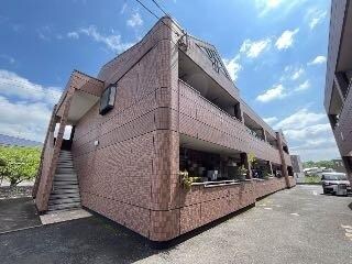 物件外観写真2　(外観写真（昼）)