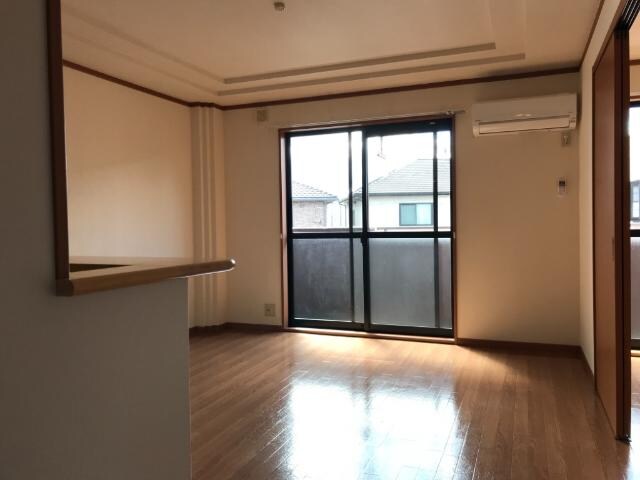 物件内観写真9　(室内)