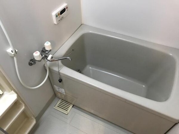 浴室(バス／シャワールーム等)