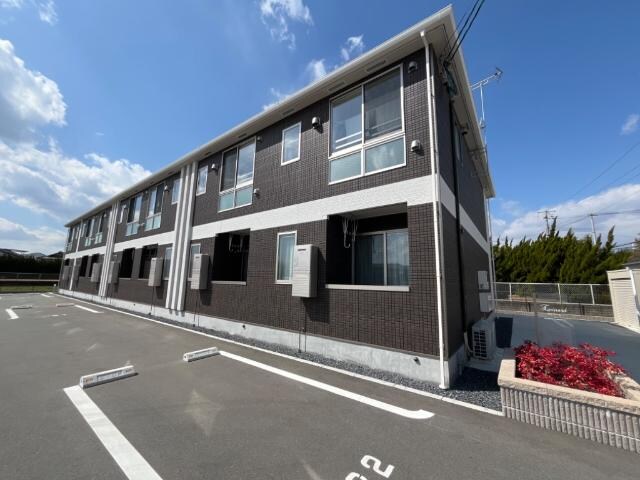 物件外観写真1　(外観写真（昼）)