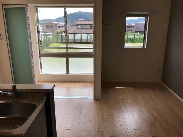 物件内観写真7　(リビング)