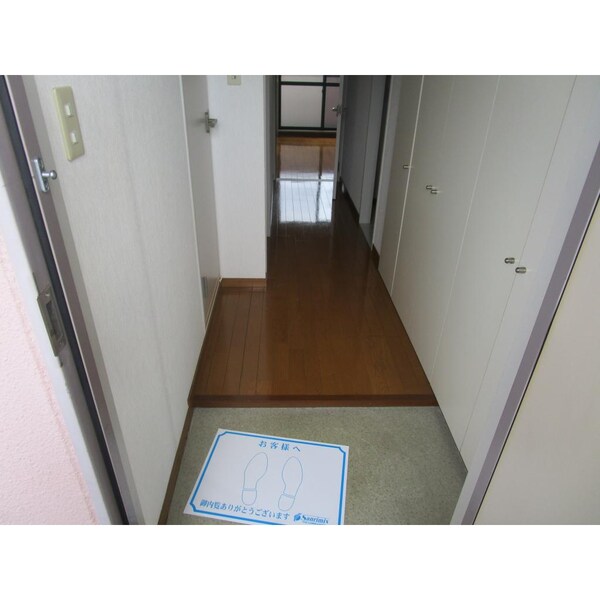 玄関(玄関)