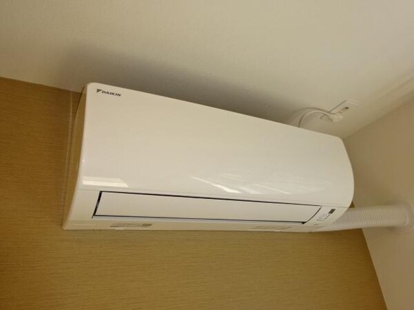 建物設備(エアコン)