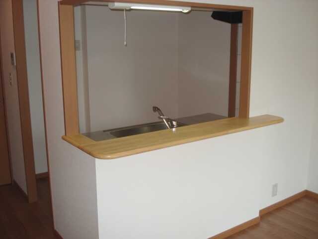 物件内観写真5　(カウンターキッチン)