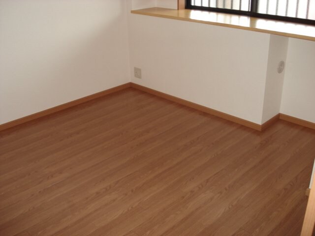物件内観写真14　(洋室)