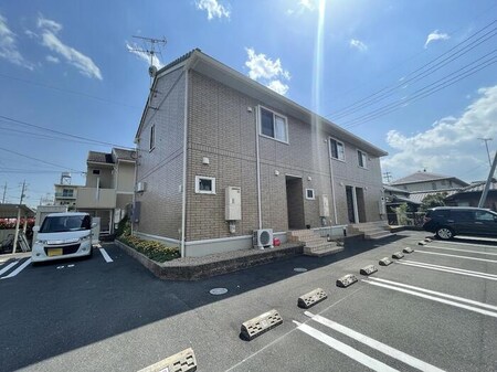 レジデンス平田外観写真