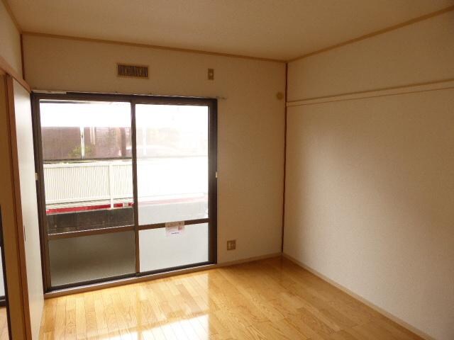 物件内観写真5　(洋室)