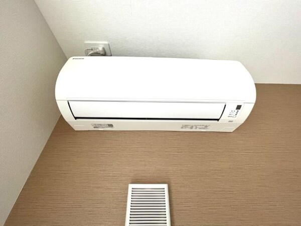 建物設備(エアコン)