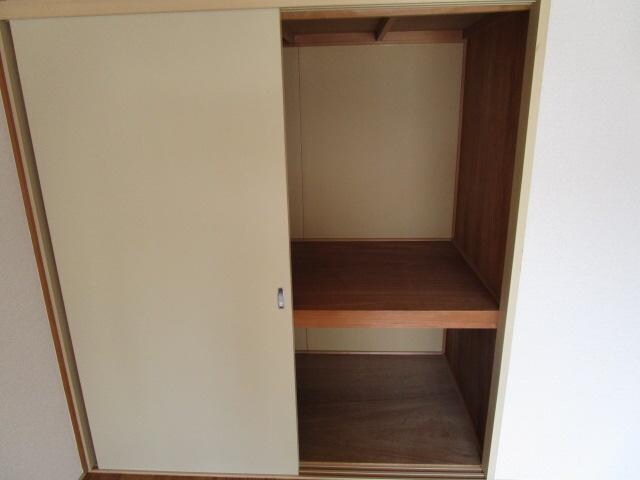物件内観写真15　(収納)