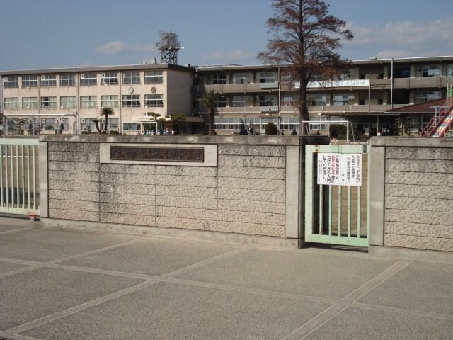 物件外観写真8　(倉敷市立第一福田小学校まで401ｍ)
