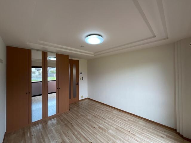 物件内観写真8　(室内)