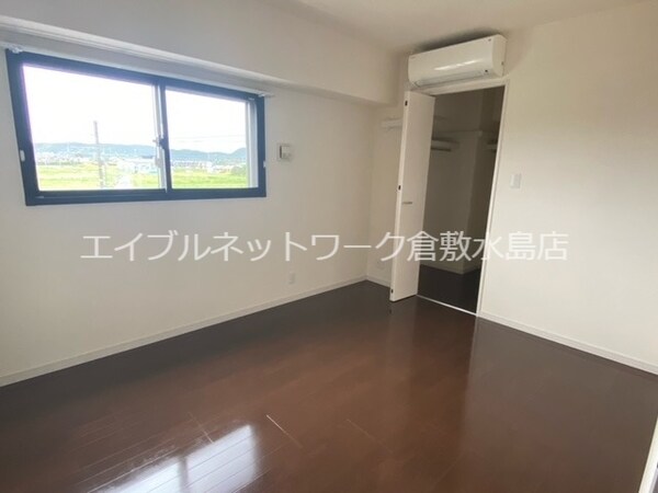 内装他