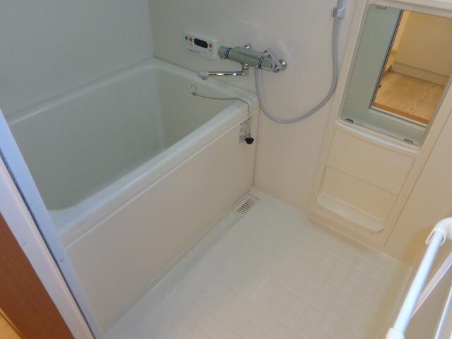 物件内観写真4　(バス／シャワールーム等)