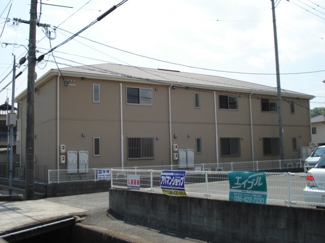 物件外観写真3　(外観写真（昼）)