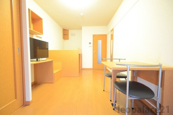 居室(備品や設備仕様は号室等により異なります現地をご確認ください。)