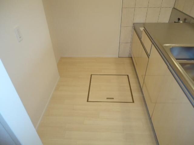 物件内観写真15　(キッチンスペース)