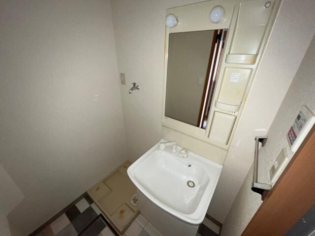 物件内観写真13　(洗髪洗面化粧台)