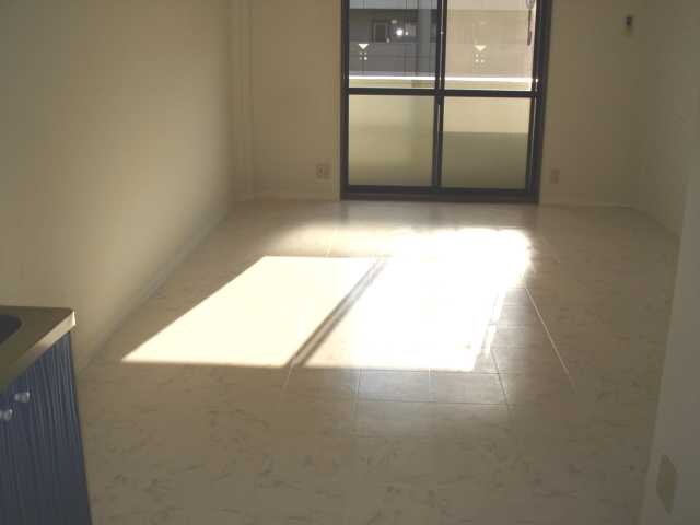 物件内観写真5　(洋室)