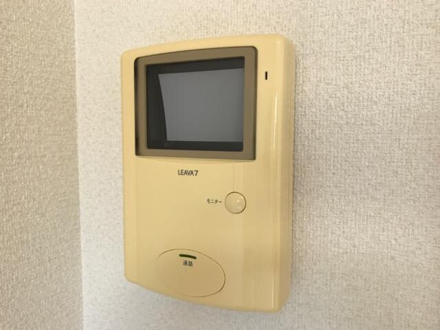 物件内観写真9　(カメラ付インターホン)