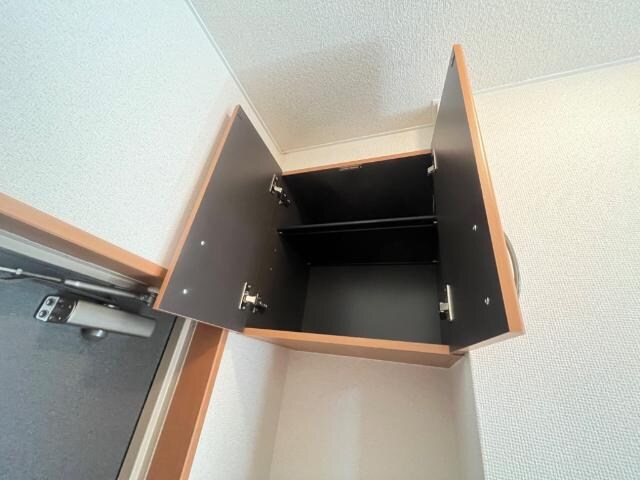 物件内観写真11　(下駄箱)