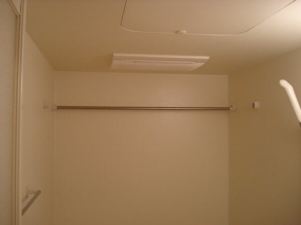 浴室(換気乾燥機)