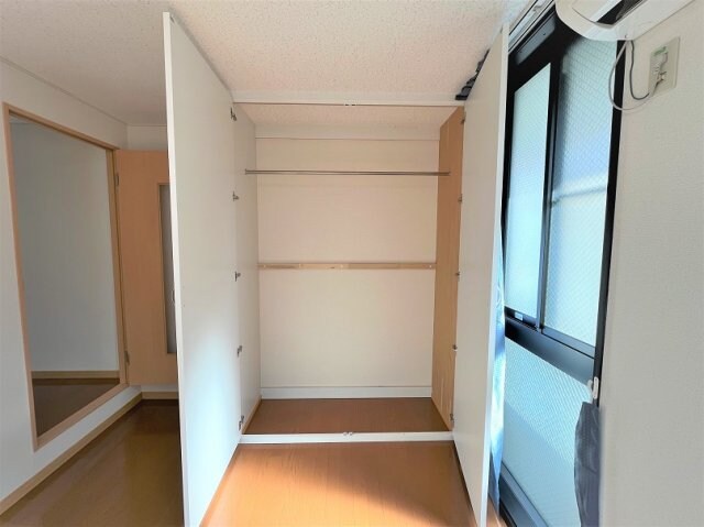 物件内観写真6　(備品や設備仕様は号室等により異なります現地をご確認下さい。)