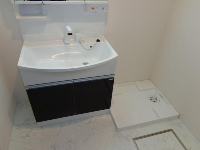 物件内観写真20　(洗濯機置場)