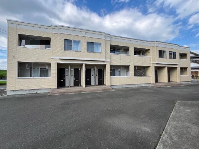 物件外観写真2　(外観写真（昼）)