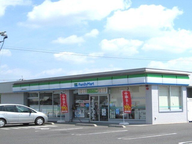 物件外観写真6　(ファミリーマート倉敷西中新田まで450m)