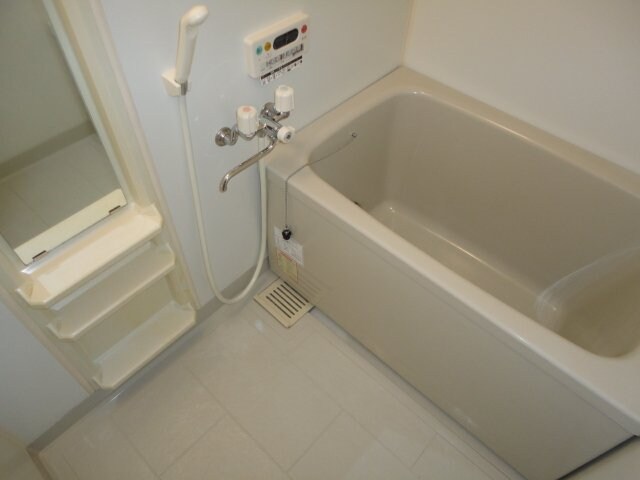 浴室(バス／シャワールーム等)