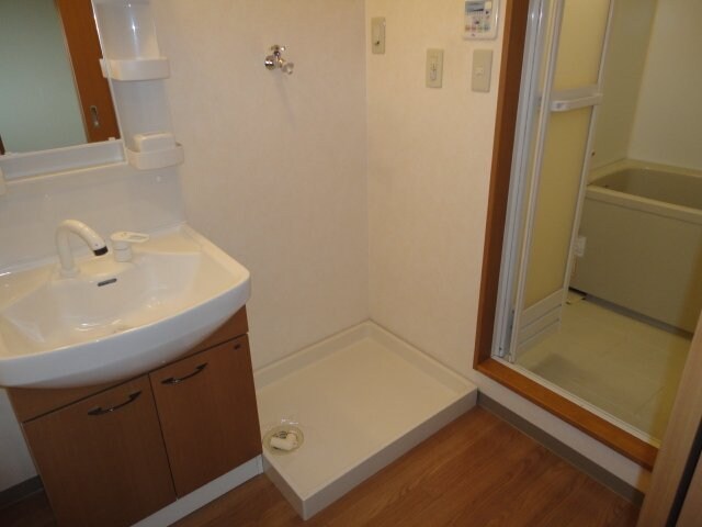 その他(室内洗濯機置場)