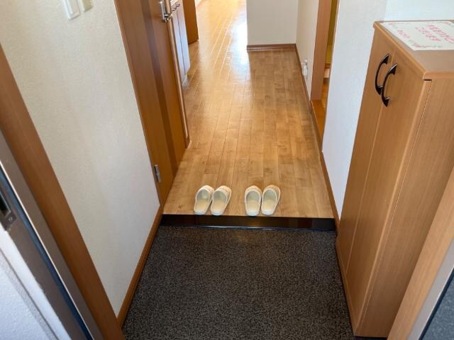 物件内観写真20　(玄関)