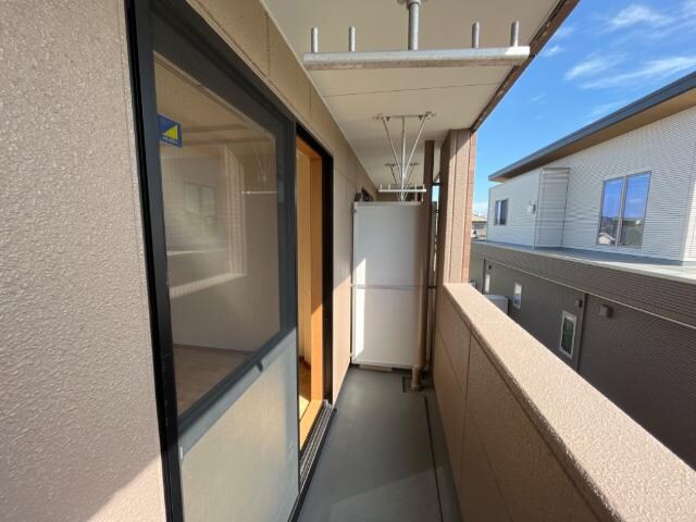 物件内観写真26　(ベランダ)