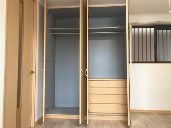 収納(クローゼット)
