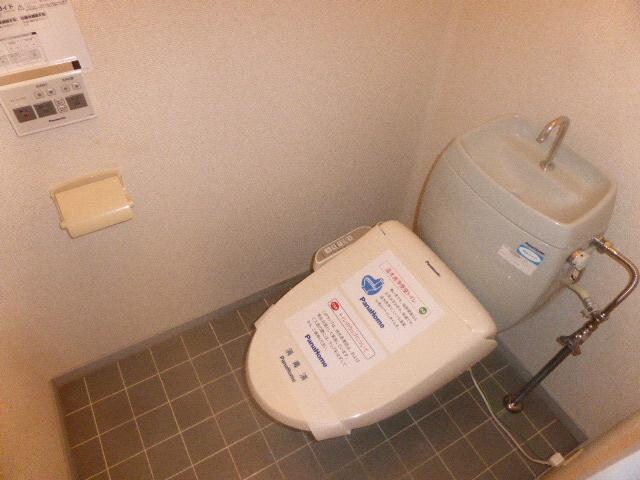 物件内観写真9　(トイレ)