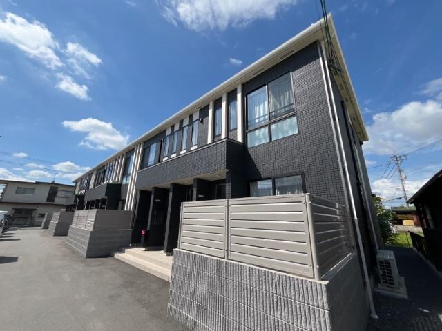 物件外観写真2　(外観写真（昼）)